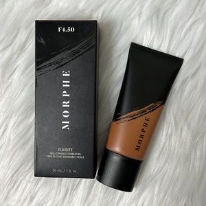 F4.50 Fluidity Full Coverage Foundation